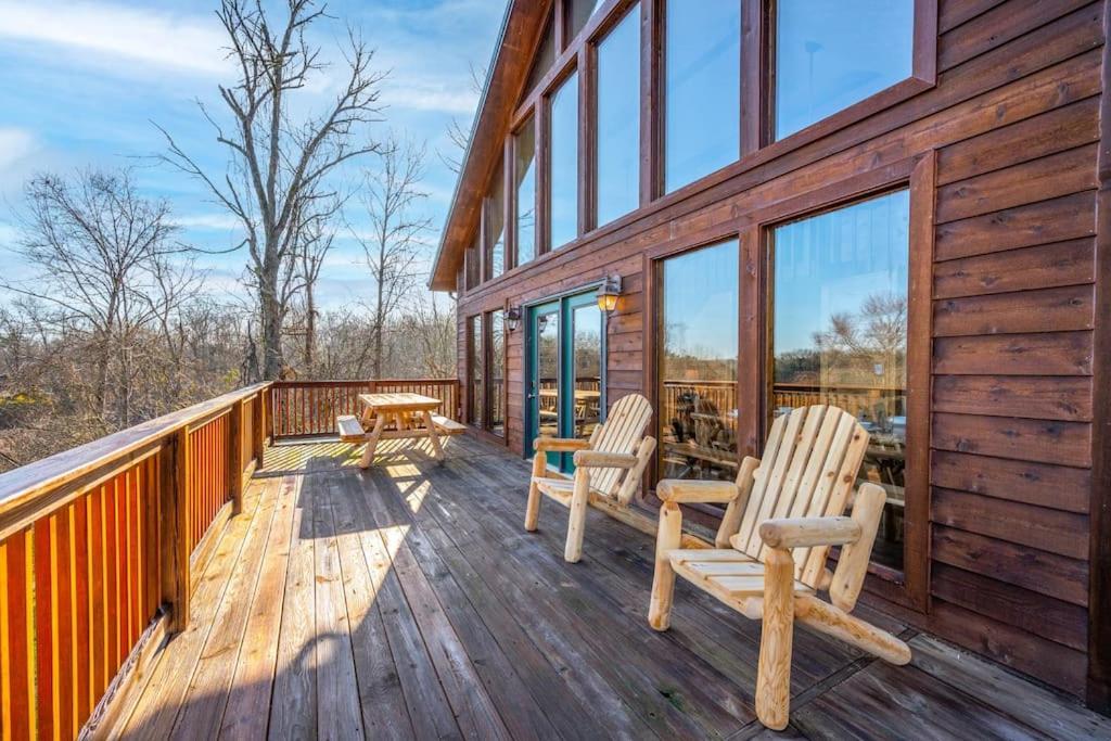 Dog Friendly! Views! Hot Tub! Close To Pf! Gsmnp Sevierville Bagian luar foto